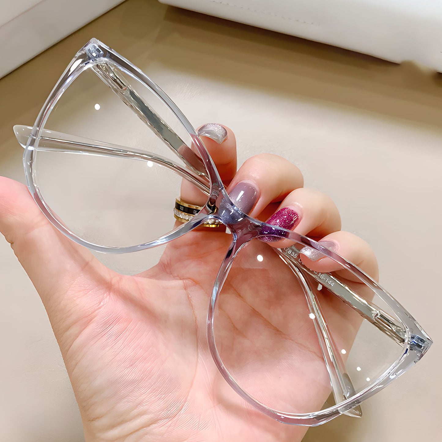 TXOME Mona Oval Glasses