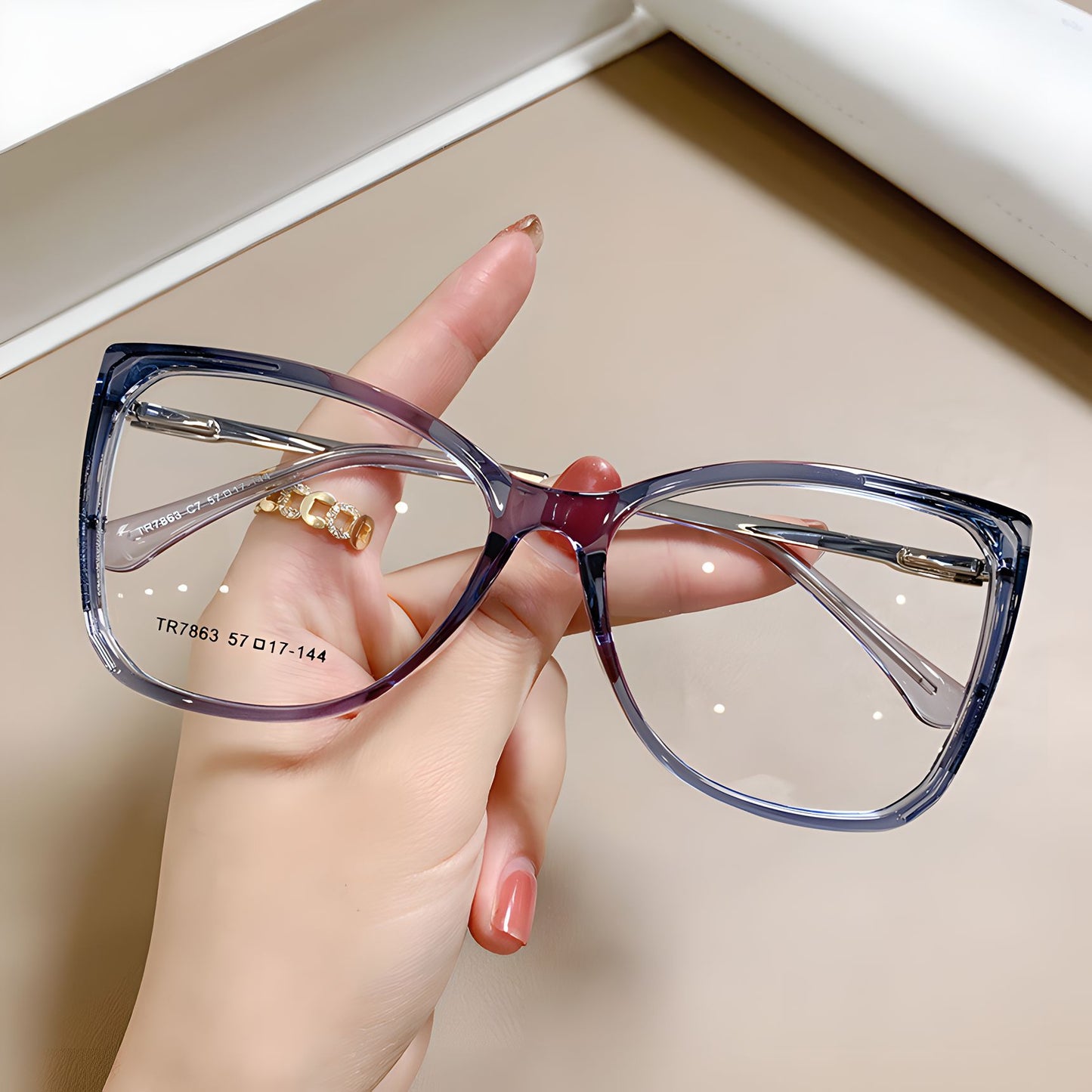 TXOME Irene Oval Glasses