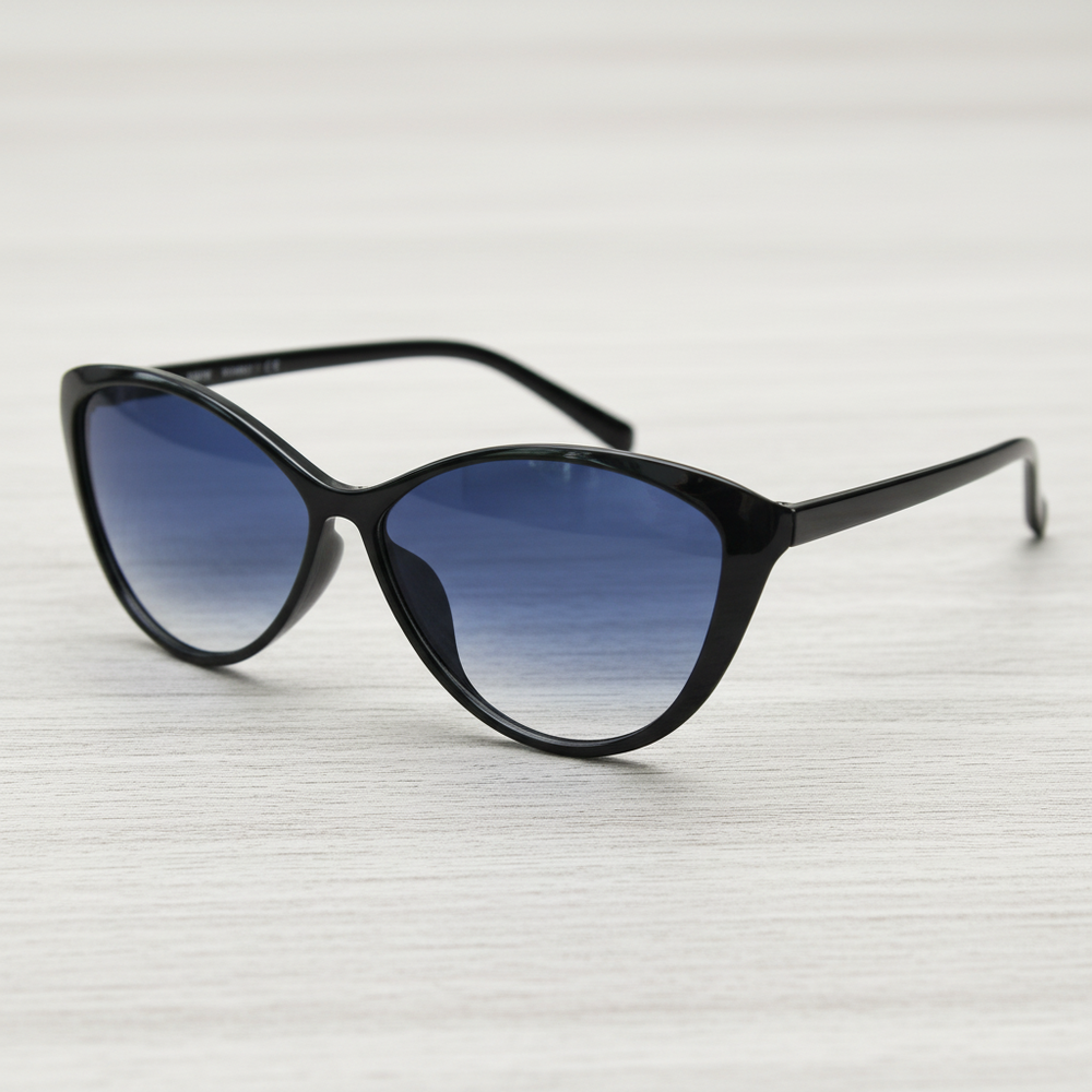 Carol Blue Gradient Lens Sunglasses - Glossy black Cat-eye TR90 Frame