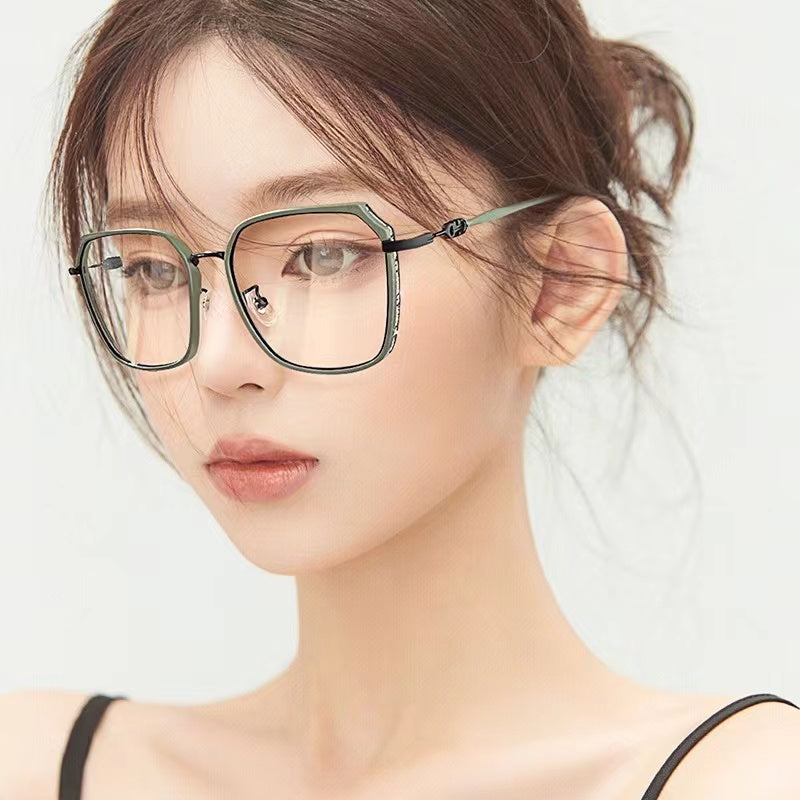 Oversized Glasses & Frames